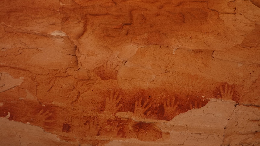 Hand stencil rock art at Wallace Rockhole