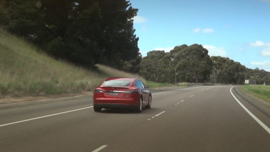 Australian government showdown over electric cars
