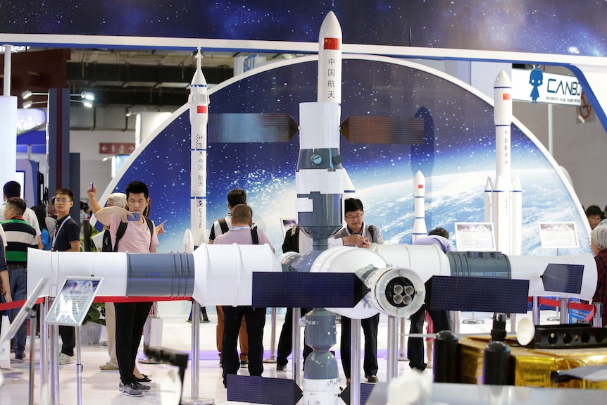 People visit the booth of China Aerospace Science 
