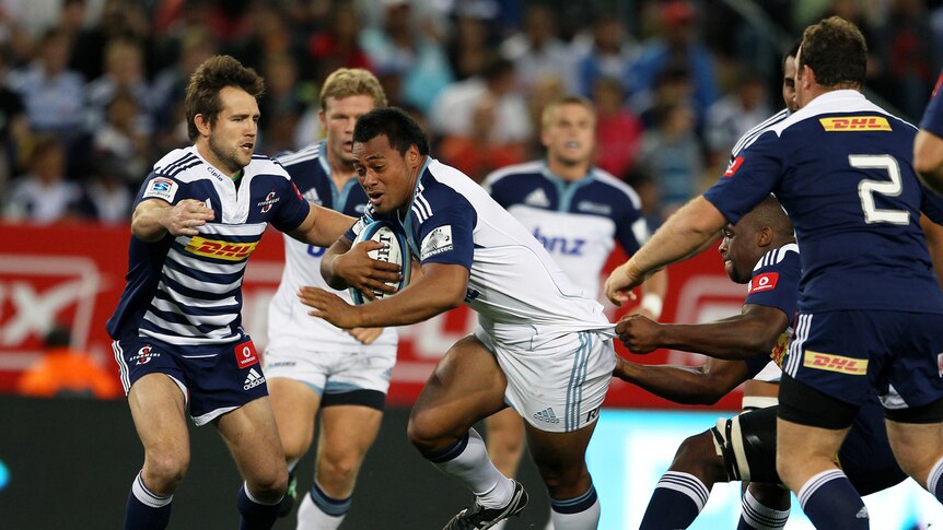 Tough going ... the Stormers ground out a hard-fought 27-17 win over the Blues at Newlands