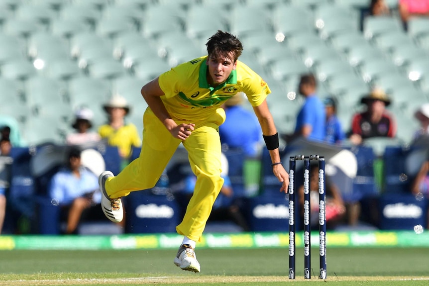 Jhye Richardson bowls at the Adelaide Oval