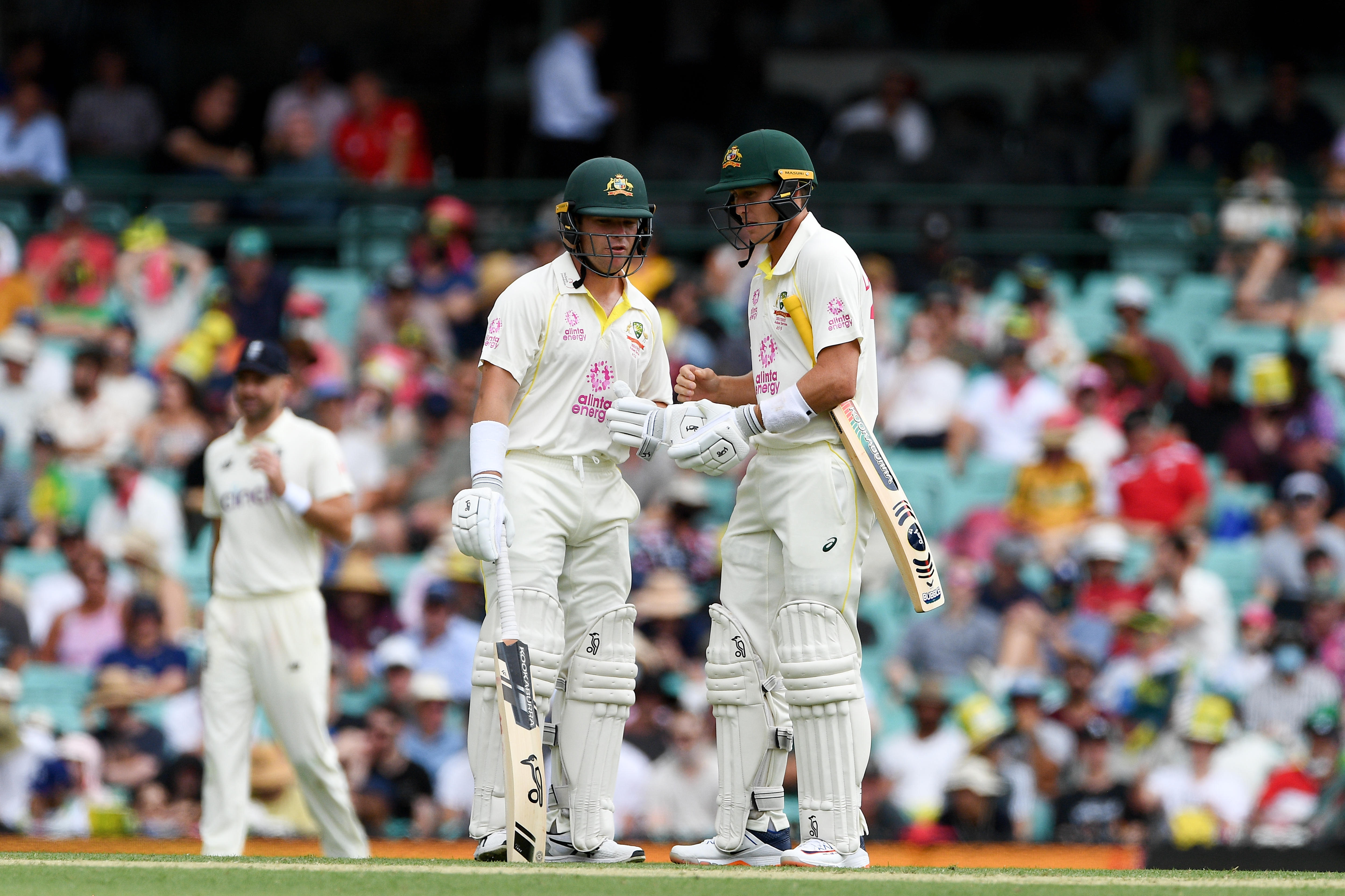 Live: Final session starts after long rain breaks on day one of fourth Ashes Test