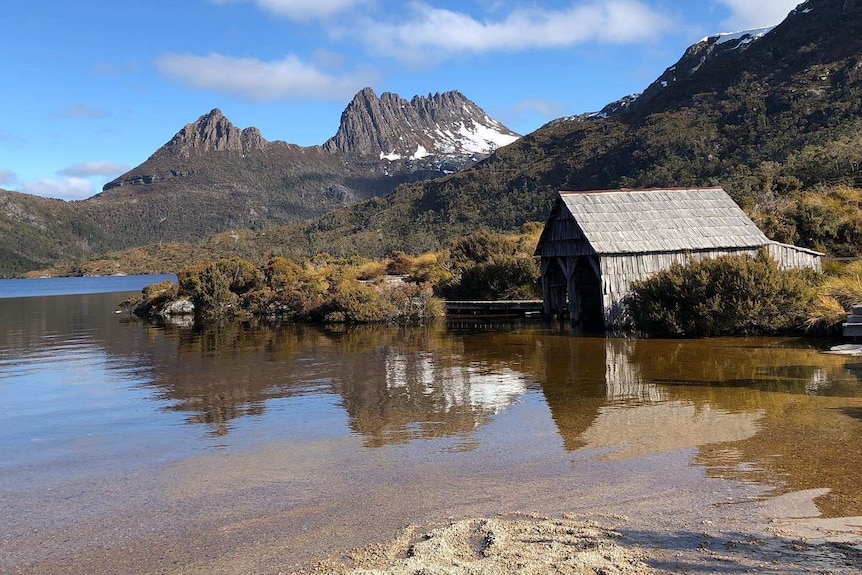 Cradle Mountain with Dove Lake in the foreground