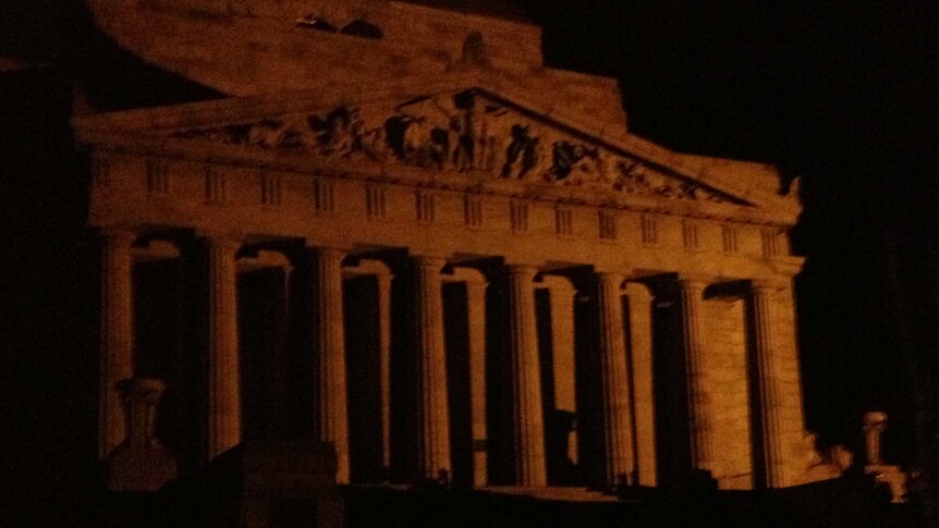 melbourne shrine dawn service