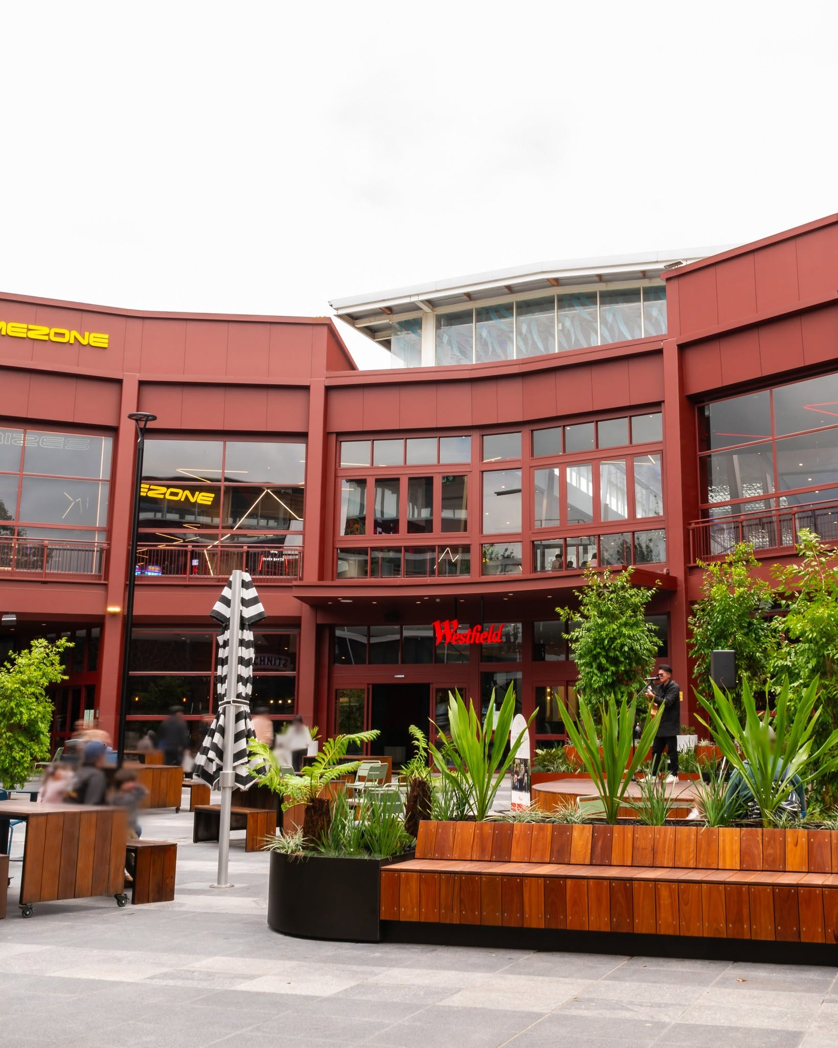 Woman dead after car crashes into lunchtime diners in Melbourne