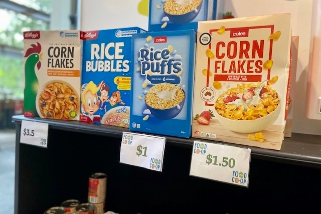 a row of cereals at QT food bank for $1