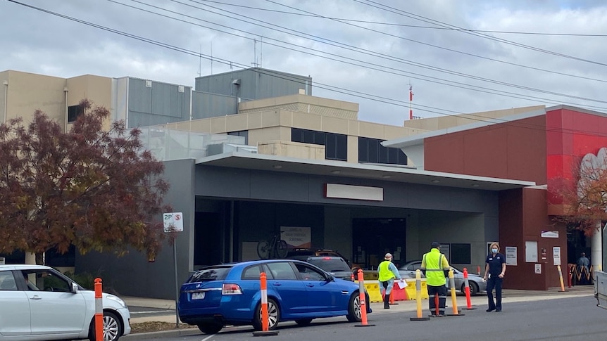 Bendigo Health testing facility