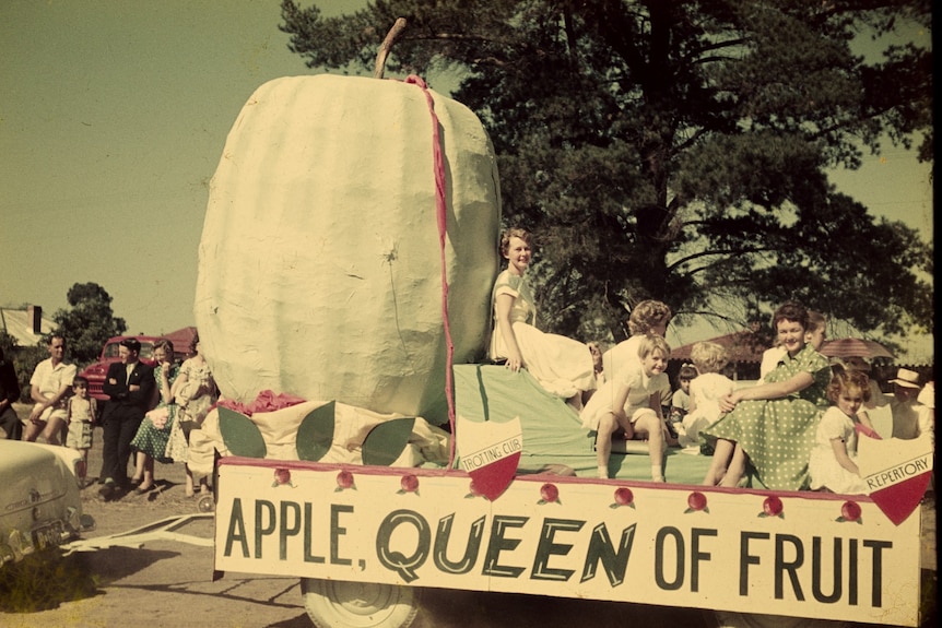 The apple queen float at the Bridgetown festival, April 7, 1958.