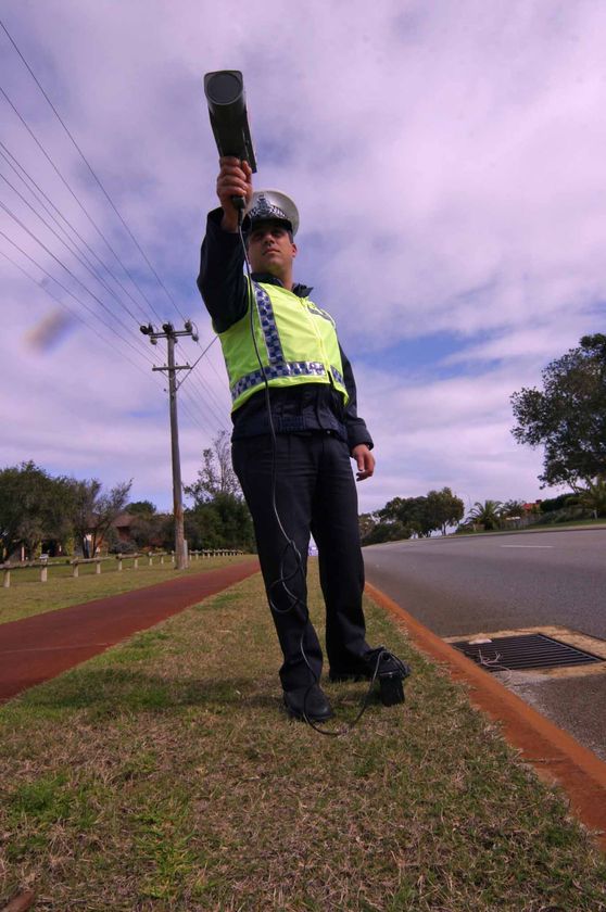 Police Union condemned over pay rise tactics - ABC News