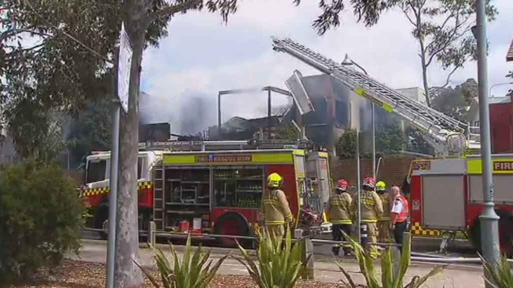 Two hospitalised after house fire in Sydney's west ABC News