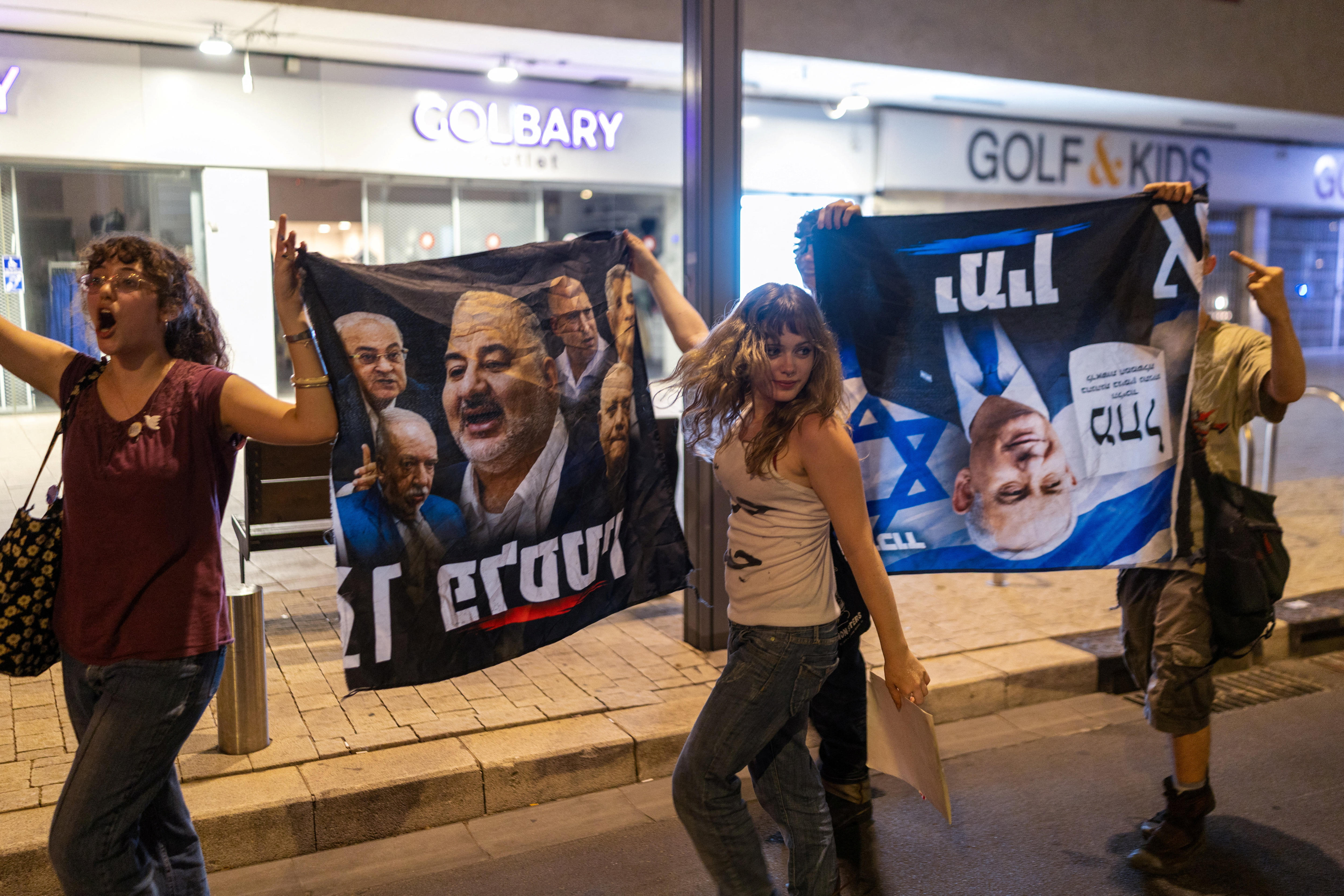 Israeli election official demands probe into foreign interference claims