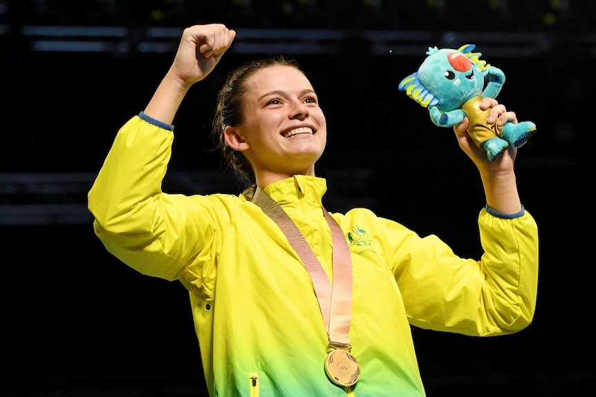 Commonwealth Games Skye Nicolson Wins Boxing Gold In Memory Of Her Dead Brothers Abc News