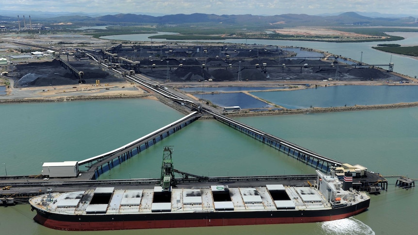 中国于十月份非正式禁止澳大利亚煤炭进口。