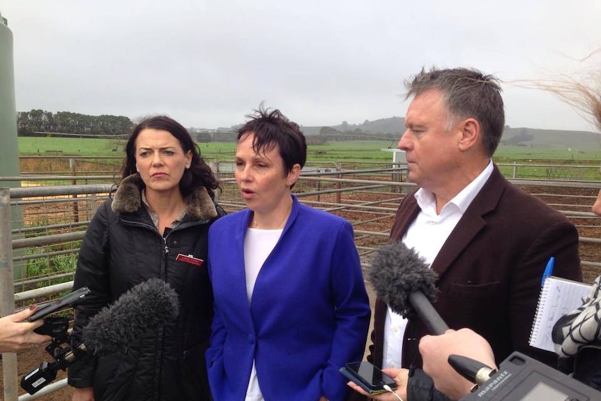 Politicians meet with farmers in south-west Victoria