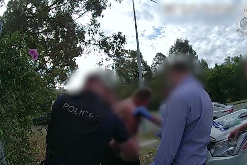 QLD Police vision of man's arrest following stabbing at Mansfield