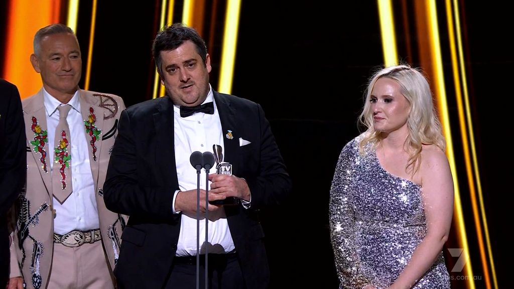Bluey's executive producer and production manager accepts a Logie ...