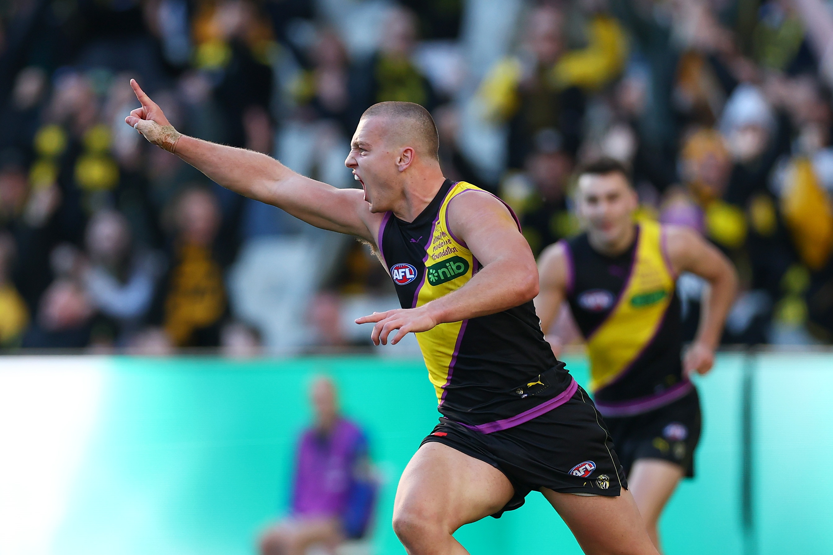 Live: Lalor stars as Tigers upset Eagles, Walter dominates early against Dees