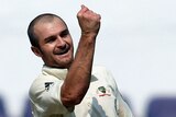 Jason Krejza celebrates Amit Mishra's wicket