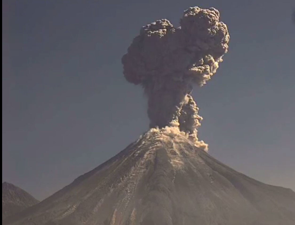 Giant Column Of Gas Erupts Out Of Mexico's Colima Volcano; Authorities ...