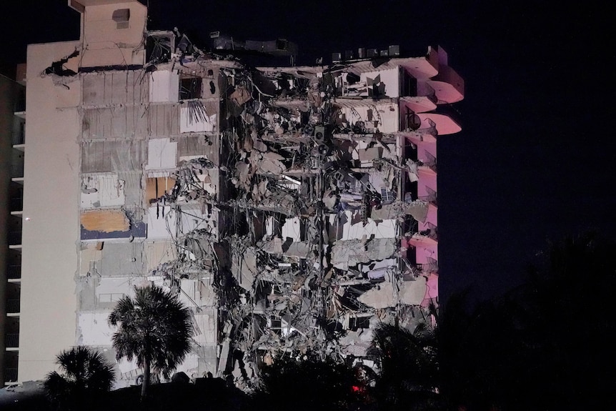 A partial building collapse in Miami caused a massive response early Thursday from Miami Dade Fire Rescue.