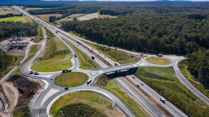 Aerial photo of Pacific Highway between Woolgoolga and Ballina