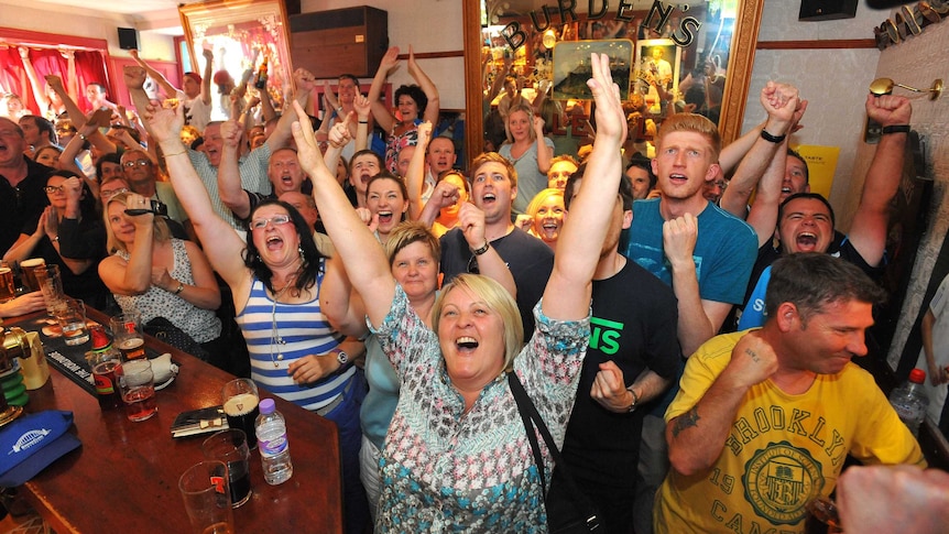 Residents of Dunblane watch Andy Murray win Wimbledon.