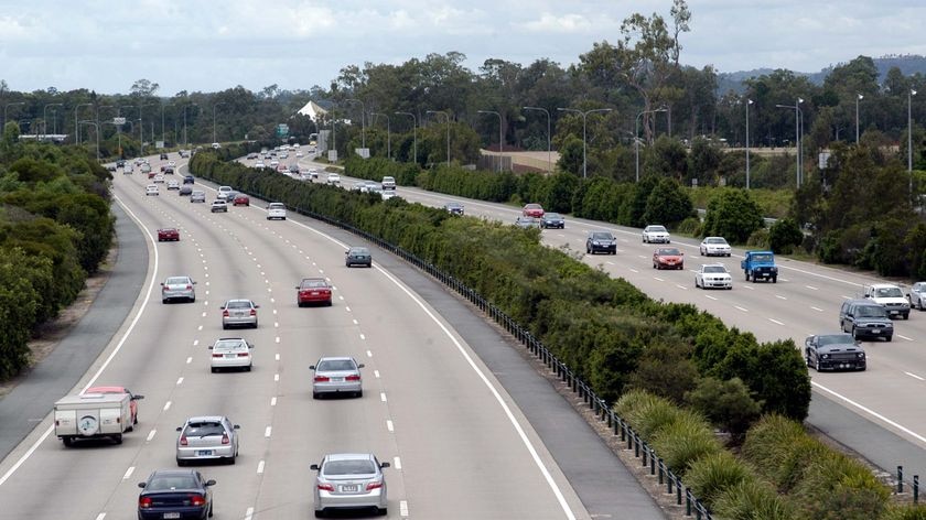 Hopes an early opening of the partially completed Pacific Highway bypass at Bulahdelah will help ease Easter traffic congestion.