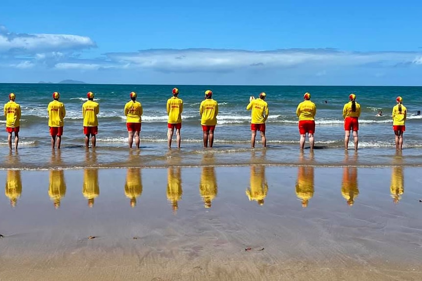 Queensland lifeguard shortage leaves beaches unpatrolled during school  holidays - ABC News