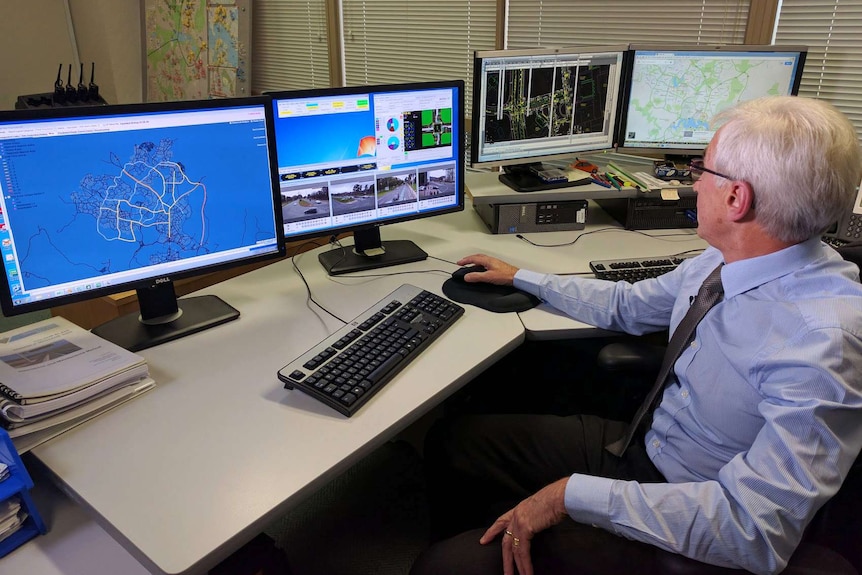 Michael Day looks at live traffic data from Canberra.