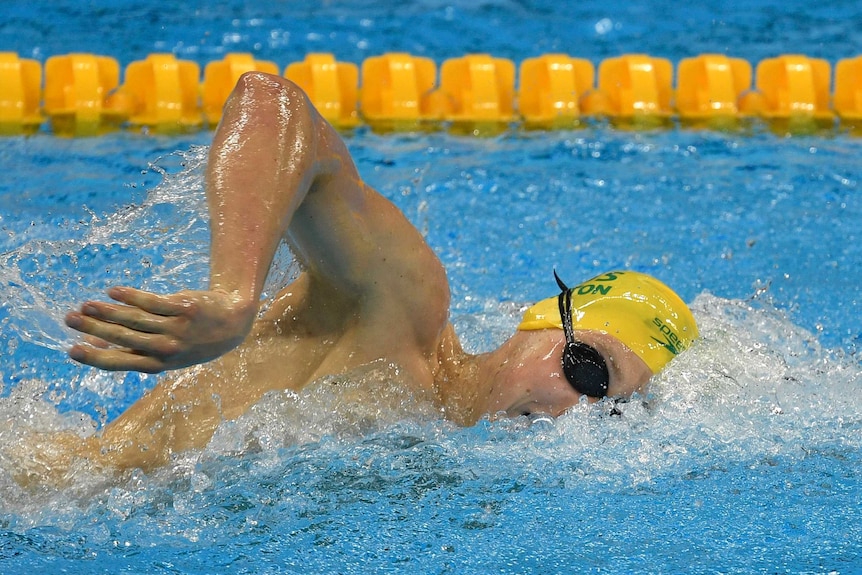 Mack Horton swims in the 400m freestyle final