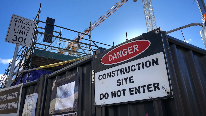 Victorian construction sector warned after 'manifestly inappropriate' behaviour linked to spread