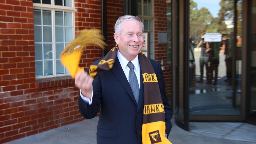 Colin Barnett in Hawks scarf