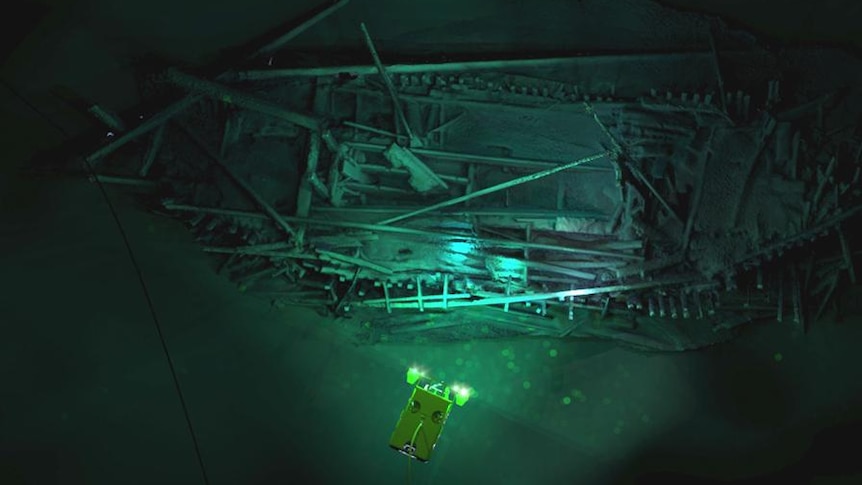 Photogrammetric model of Ottoman wreck overlaid with Supporter ROV