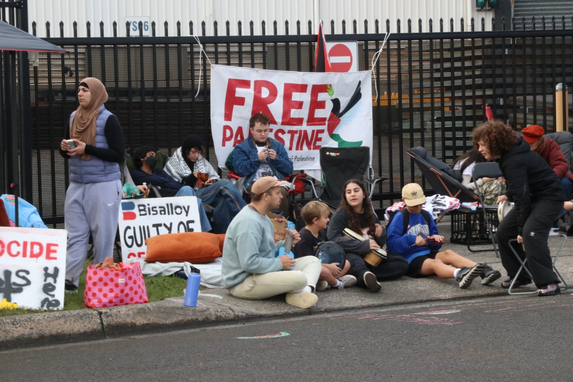 Protesters blocking one of the entrances to Bisalloy Steels in Unanderra on June 15. 
