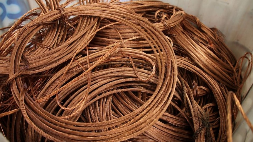 Copper wiring bundles into circles