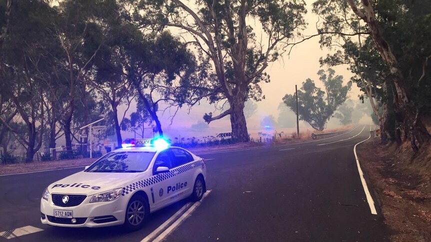Bushfire close to Lobethal-Gumeracha road in the Adelaide Hills