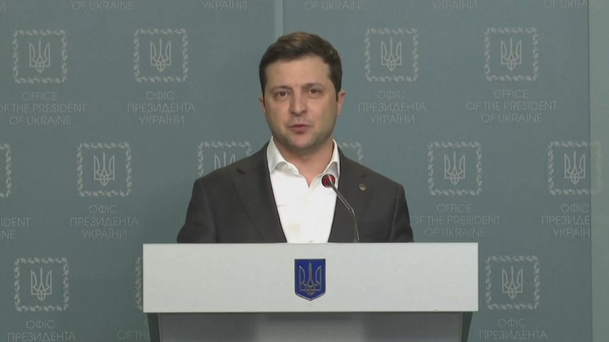Ukrainian President Volodymyr Zelenskyy calls on citizens to defend the country