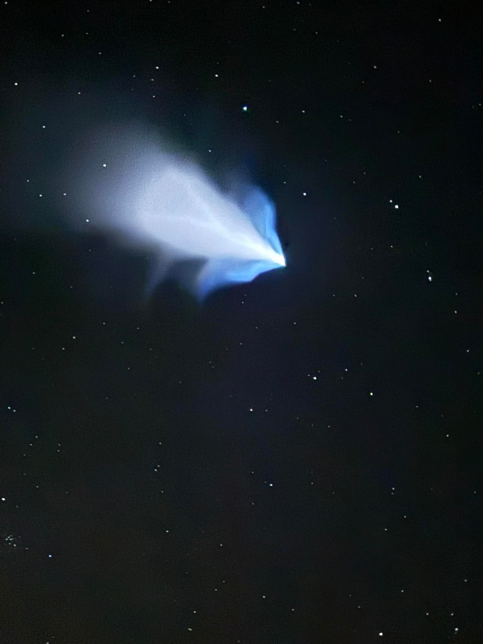 Chinese-launched rocket lights up Australian skies