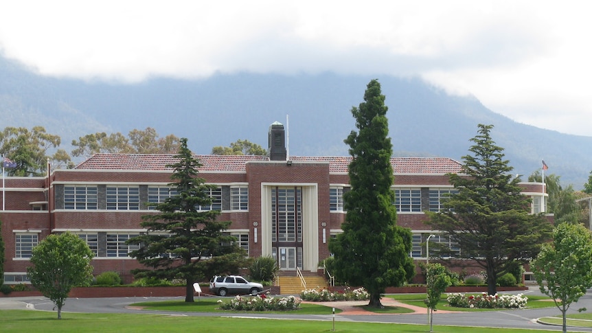 Hobart's Ogilvie High School