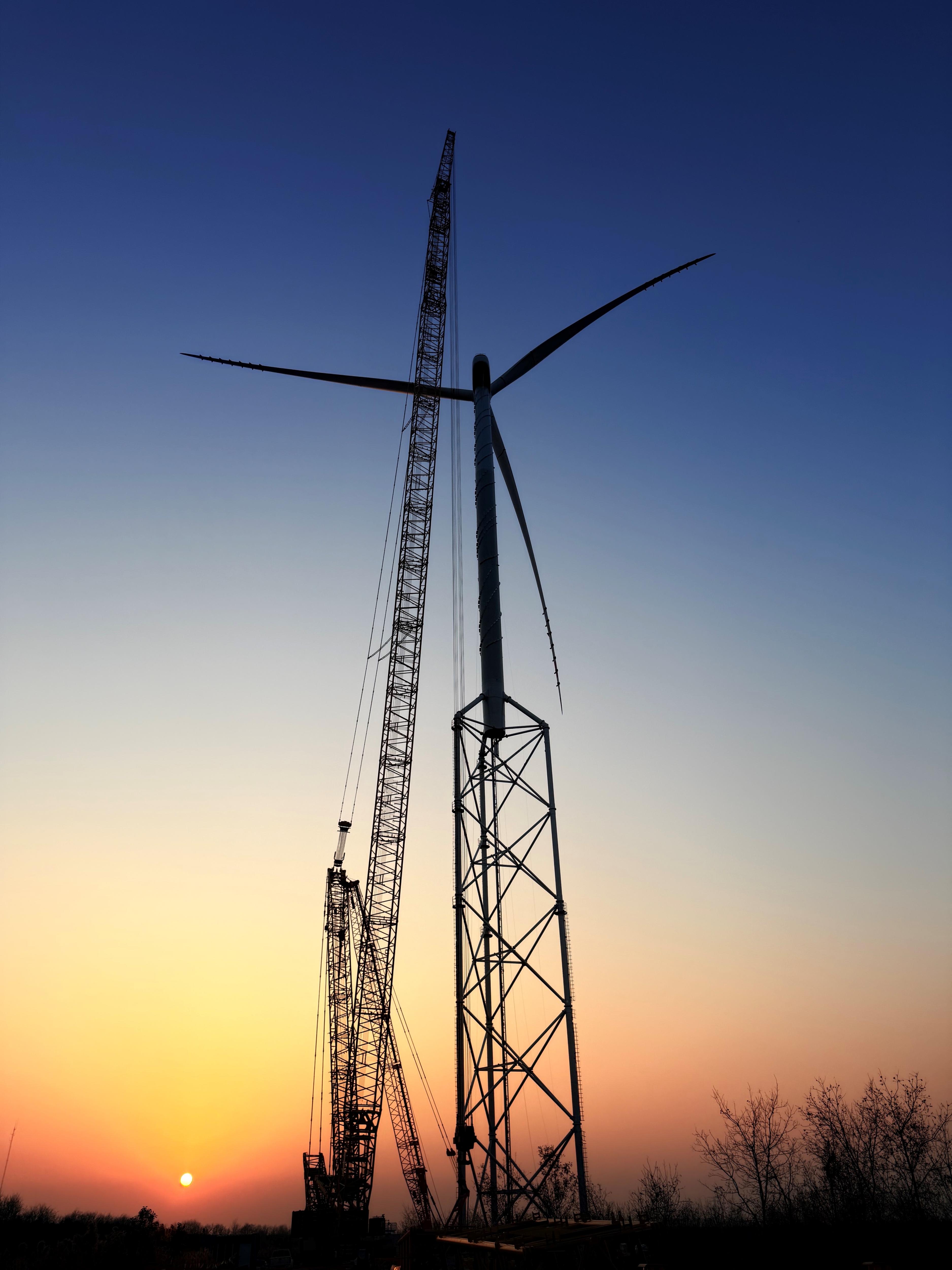 abc.net.au - Georgia Hargreaves - Fortescue hopes Pilbara wind farm will be the 'first of many