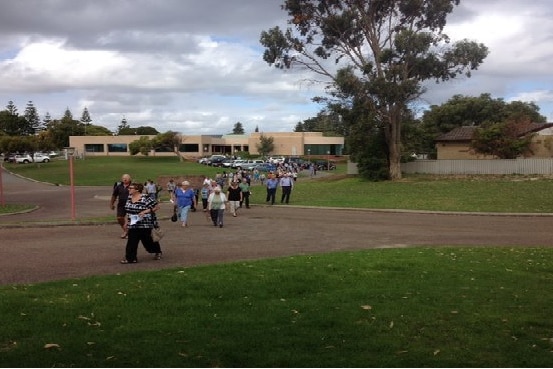 Bumper crowd at the special meeting of the Esperance Council.