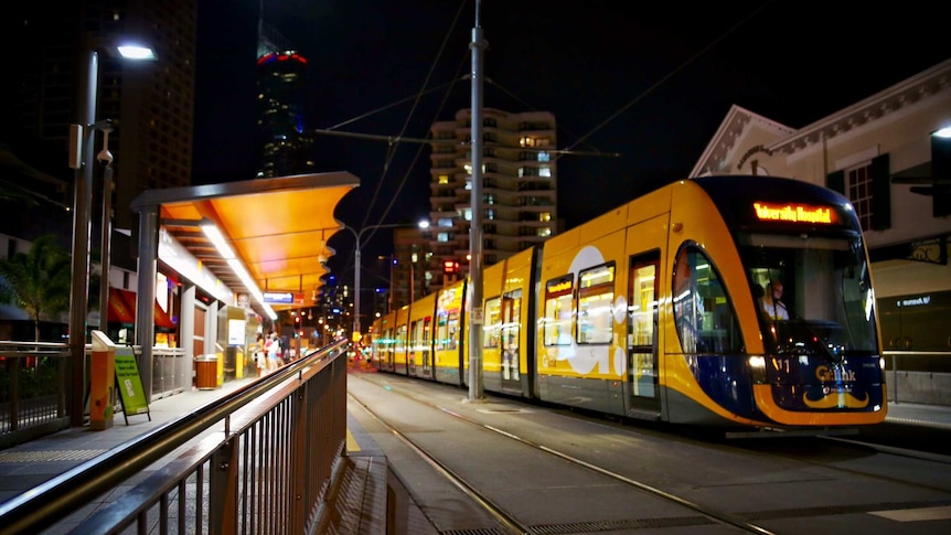 Light rail carriages on the Gold Coast at night
