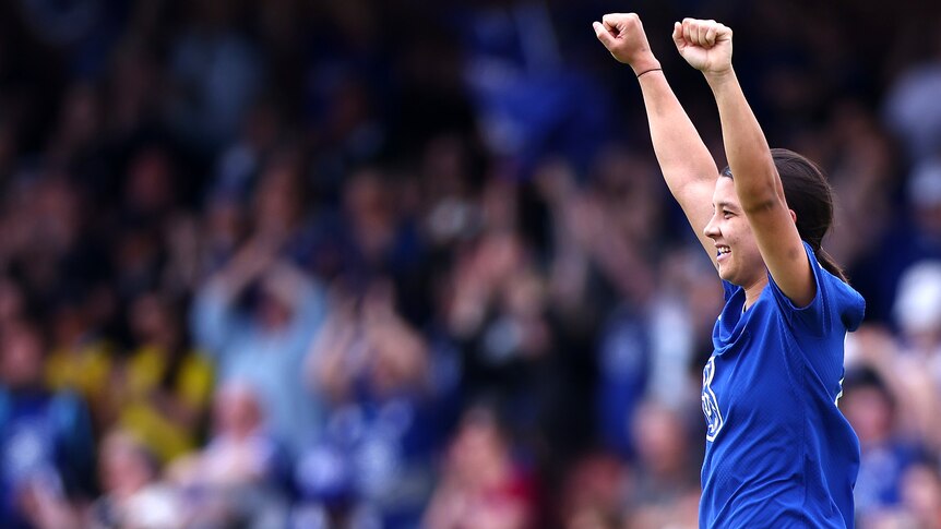 Chelsea ist dem Titel einen Schritt näher gekommen, da Sam Kerr die entscheidende Vorlage für den Sieg über Arsenal liefert