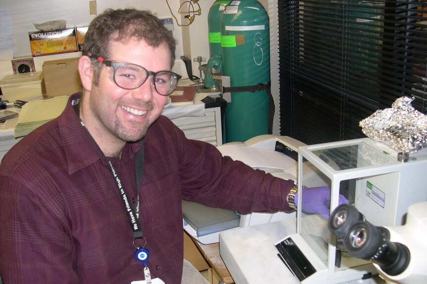 Daniel Glavin at work at NASA