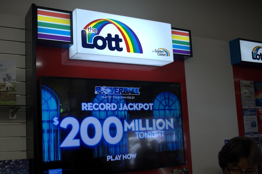 A photo of a lotto screen showing $200 million tonight