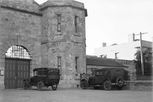 The butchers van at the gate of Fremantle Prison, 1928