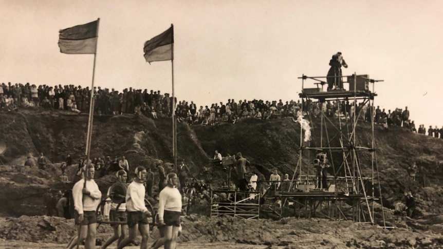 Bude surf club bronze squad of 1954