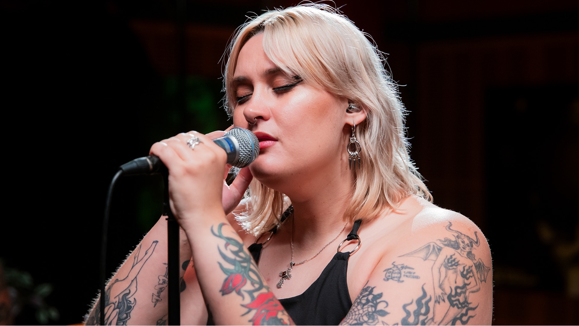 Teen Jesus and the Jean Teasers cover t.A.T.u. 'All The Things She Said' for Like A Version