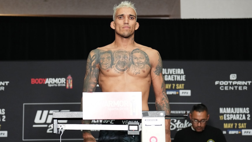 charles-oliveira-forced-to-vacate-ufc-title-after-failing-to-make-weight