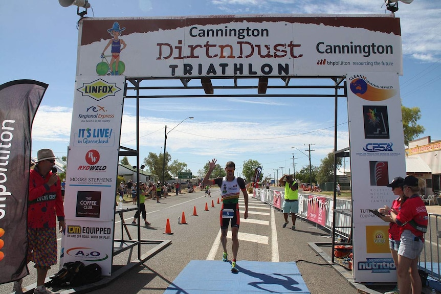 Sam Betten wins Australia's toughest sprint triathlon at the Dirt n Dust Festival at Julia Creek